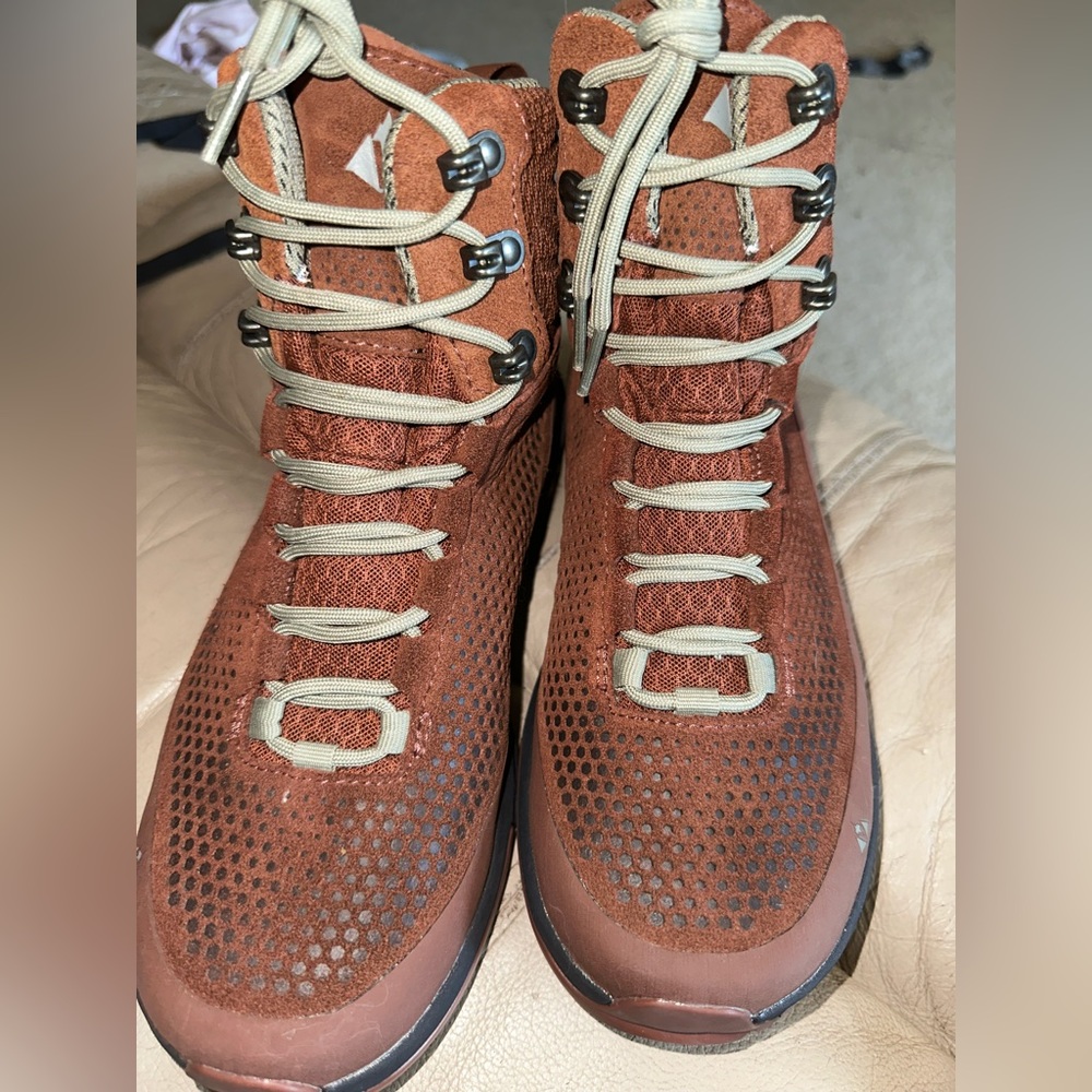 Only worn once indoors. Otherwise brand new